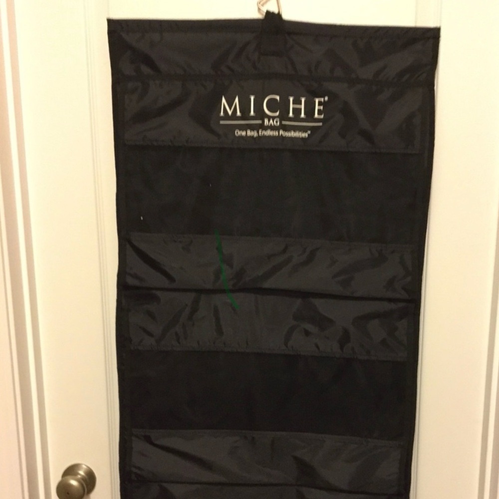 Miche storage shell hanger